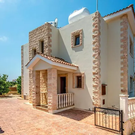 Petra Sun Villa Peyia